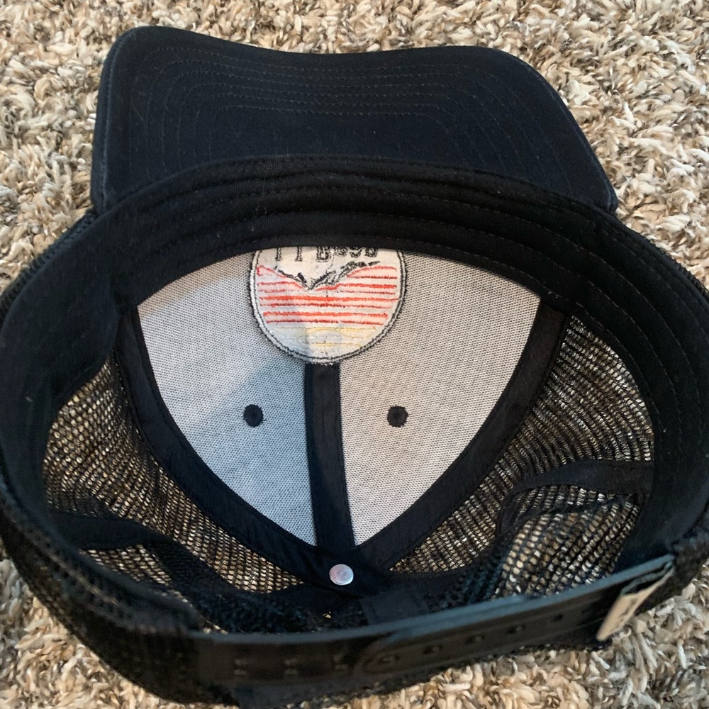 Ll lean snap back - Picture 3 of 4